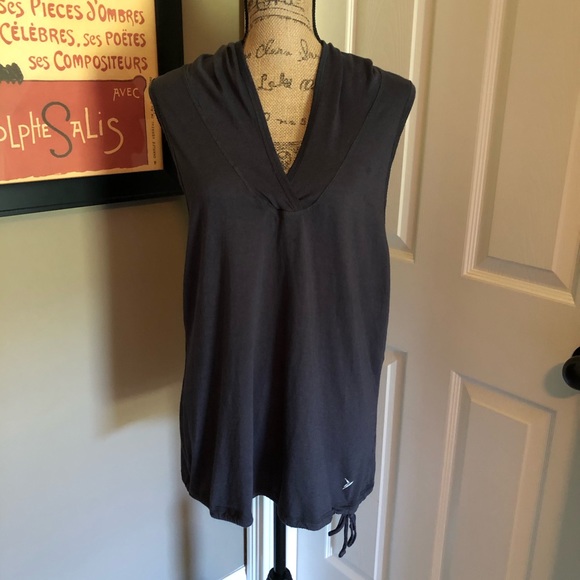 Old Navy Tops - Old Navy Active racer back top